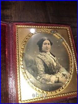 1850s Daguerreotype Very Nice Portrait of a Woman, Nice Leather Case, Sealed