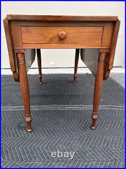 A Very Nice Pennsylvania Sheraton Walnut Drop Leaf Work Table with A Drawer 1830