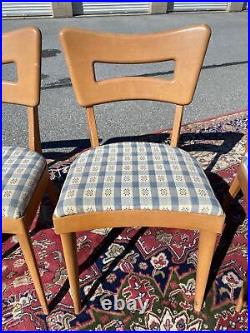 A Very Nice Set Of 5 Heywood-Wakefield Mid Century Modern Dog Bone Chairs
