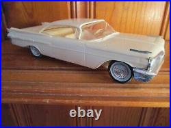 AMT 1959 Pontiac Bonneville Hardtop Built Unpainted Model Kit Very Nice