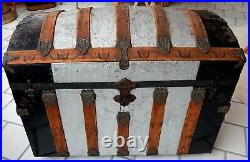 Antique 1880's Round Top Steamer Trunk Very Nice Condition & Complete