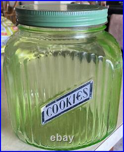 Antique 1930's hoosier glass cookie jar green VERY NICE