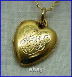 Antique Very Nice 15 carat Gold Heart Locket And Chain