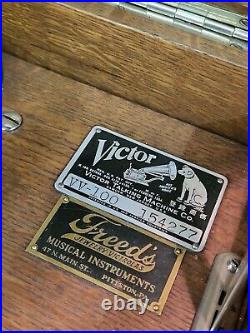 Antique Victor Victrola VV-100 Floor Model Quarter Sawn Oak VERY NICE ORIGINAL