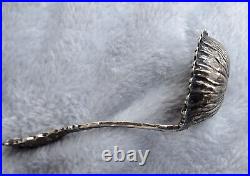 Daisy by Paye and Baker 4 1/4 long Sterling sauce ladle no mono Very Nice