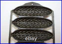 Griswold Erie Cast Iron #28 Wheat Stick Roll Corn Bread Pan Very Nice