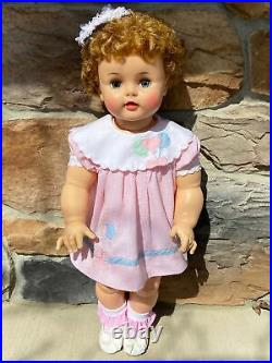 Ideal Suzy Playpal Doll Reddish Blond Hair Patti's Baby Sister. Very Nice