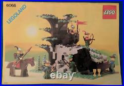 LEGO 6066 Forestmen CAMOUFLAGED OUTPOST 100%Complete Withorig Inst. VERY NICE SET