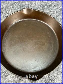 National #9 Cast Iron Skillet Star Very Nice Condition Sits Flat Antique
