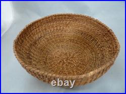 Native American Small Weave Basket Bowl. Very Nice Design. Approx 7 Diameter