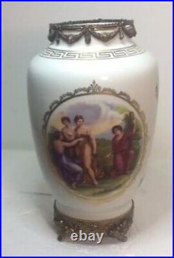 Ormolu Libeau Vase Very Nice Gorgeous antique measure in photos And description