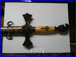 RARE MASONIC Antique KNIGHTS TEMPLAR Mystic ROOSTER SWORD! Very Nice Condition