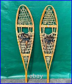 VERY NICE Vintage PICKEREL SNOWSHOES 45x10 with LEATHER BINDINGS Snow Shoes L@@K