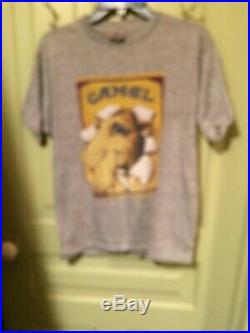 VINTAGE HEATHER GRAY JOE CAMEL T-SHIRT SNEAKERS Size Large Very Nice
