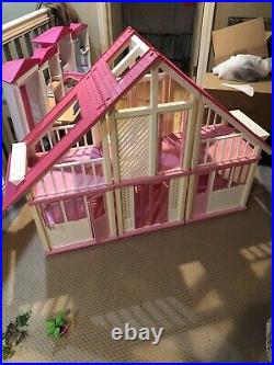 VTG 1985 Barbie Dream House Pink-96% Complete-Very Nice! -see Description