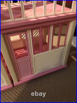 VTG 1985 Barbie Dream House Pink-96% Complete-Very Nice! -see Description