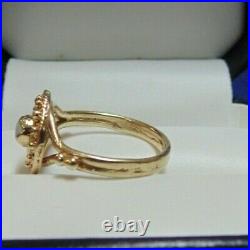 Very Nice 14kt Yellow Gold Opal Ring Size 6
