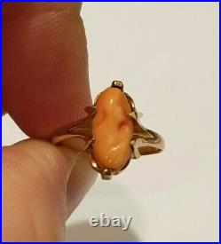 Very Nice Antique 10ct Yellow Gold Natural Coral Ring