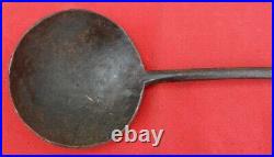 Very Nice Antique 19th C Hand Forged Long Handled 1-Piece Iron Spoon / Ladle 22