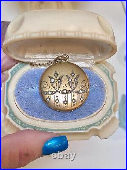 Very Nice Antique Art Deco Ornate Signed Gold-Filled Locket Necklace