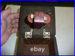 Very Nice Antique Oak Box Hand Crank Telephone Mfg Co