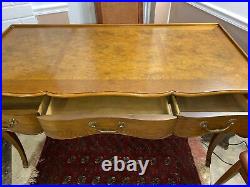 Very Nice Baker Furniture Home Or Office Desk, Great Condition