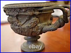 Very Nice Bronze 19th century copy of Antique Warwick Albani Vase