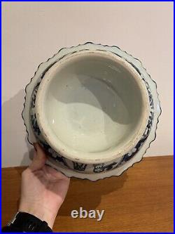 Very Nice Hand Painted Old Antique Chinese Blue & White Footed Bowl Dish