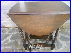 Very Nice Petite Size Oval Top Dark English Oak Barley Twist Gateleg Table NICE