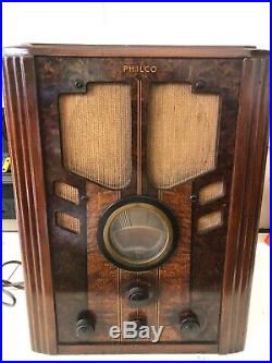 Very Nice Philco Tombstone Model 38-89 Antique Radio, Airplane Dial, Great Case