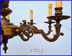 Very nice large French eight-lights brass chandelier. ++