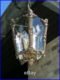Very nice ornated bronze & vintage hall light chandelier A nice light