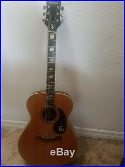 Vintage 1970's Epiphone FT-135 Acoustic Guitar and Hardshell Case VERY NICE