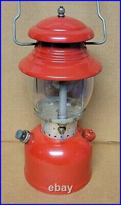 Vintage 7-1955 Model 200A Red Coleman single mantle Lantern VERY NICE & CLEAN