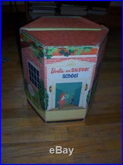 Vintage Barbie & Skipper School-HTF, complete-VERY nice condition! Must see