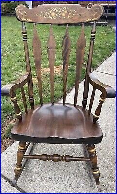 Vintage Nichols & Stone Co. New England Windsor Rocking Chair Very Nice