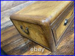 Vintage Old World Map chest drawer in very nice condition, 24.5 x 18 x 10.5