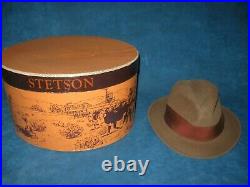 Vintage STETSON TWENTY The Sovereign FEDORA HAT with Original Hat Box. VERY NICE