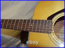 Vintage Yamaha acoustic guitar FG335 with case Very nice RH