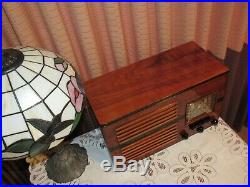 Vintage old wood antique tube radio 1939 Emerson Mdl CQ 286 Very Nice