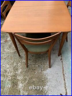WOW Heywood Wakefield 4 Person Dining Set Champagn Very Nice Condition